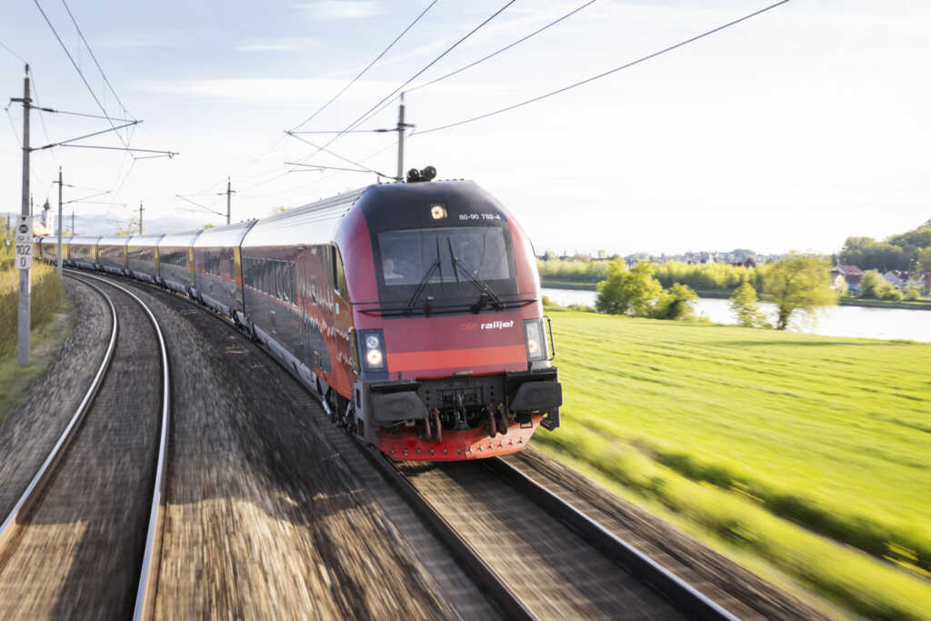 In Laguna attraversando le Alpi: i treni giornalieri da Austria e Germania