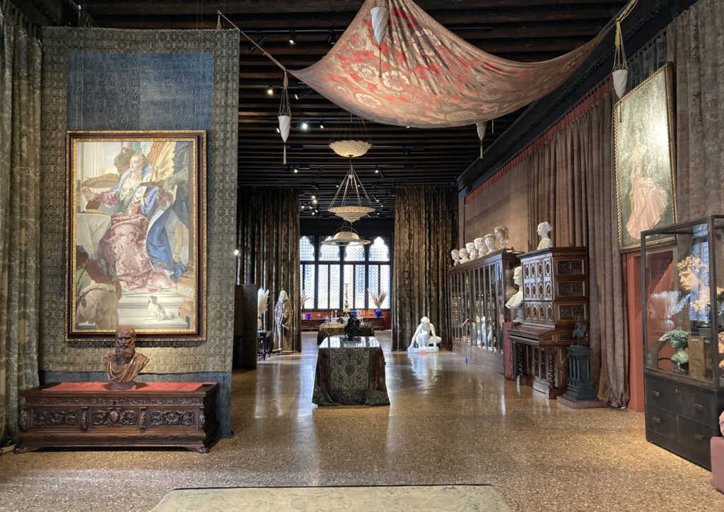 A VENETIAN PALACE TO LOSE YOURSELF IN THE WORLD OF MARIANO FORTUNY