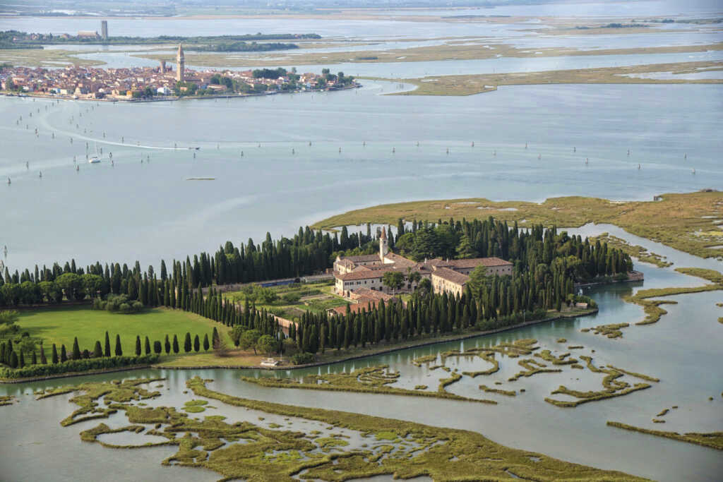 HIDDEN ISLANDS OF THE LAGOON: AN UNEXPECTED DISCOVERY