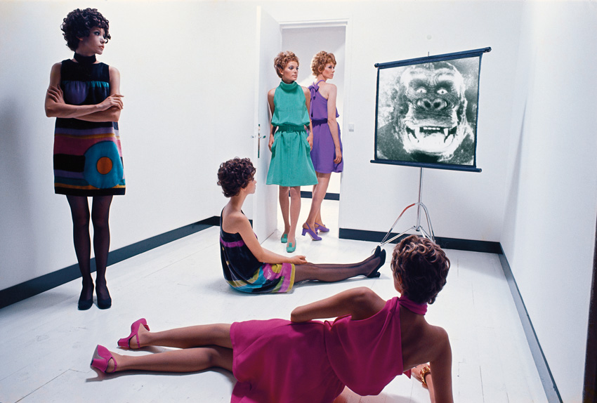 Helmut-Newton-Elle-Parigi-1967-©-Helmut-Newton-Foundation